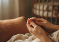 auto-nouveau-ne-soins-essentiels-allaitement-sommeil-bien-etre-parents-1790734124118.png